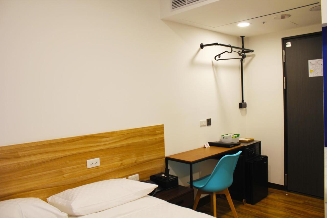 Yesing Hotel Taipei Bagian luar foto