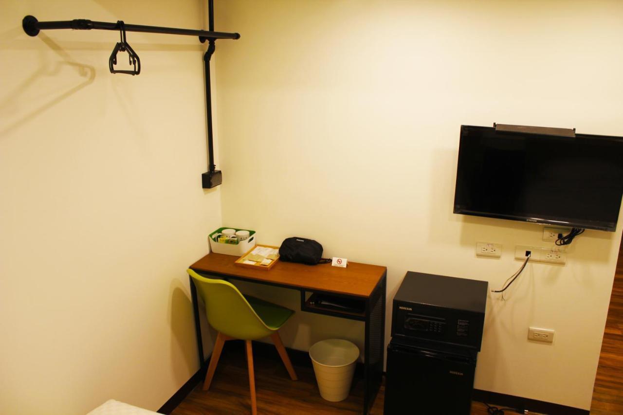 Yesing Hotel Taipei Bagian luar foto