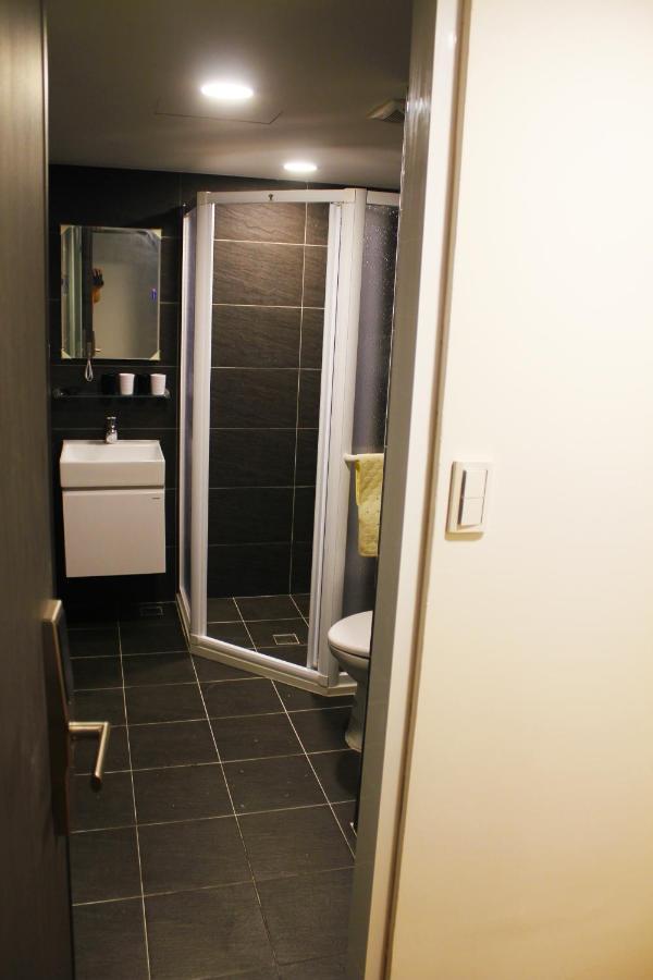 Yesing Hotel Taipei Bagian luar foto
