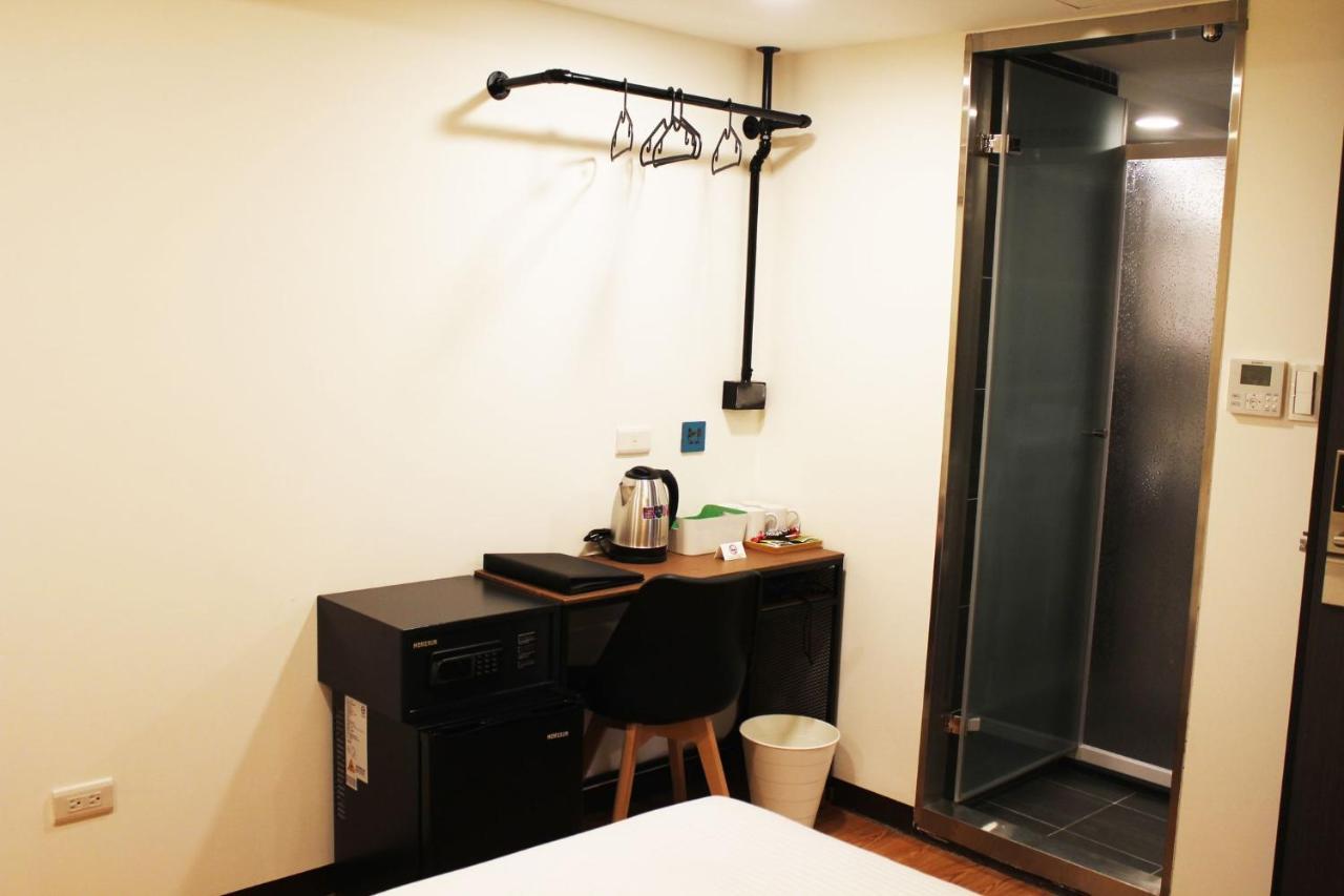 Yesing Hotel Taipei Bagian luar foto