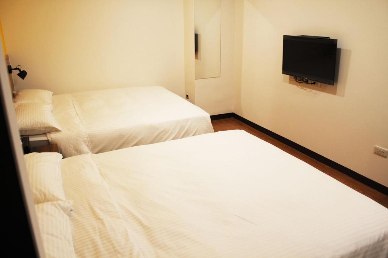 Yesing Hotel Taipei Bagian luar foto