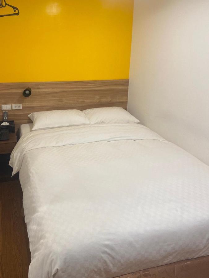 Yesing Hotel Taipei Bagian luar foto