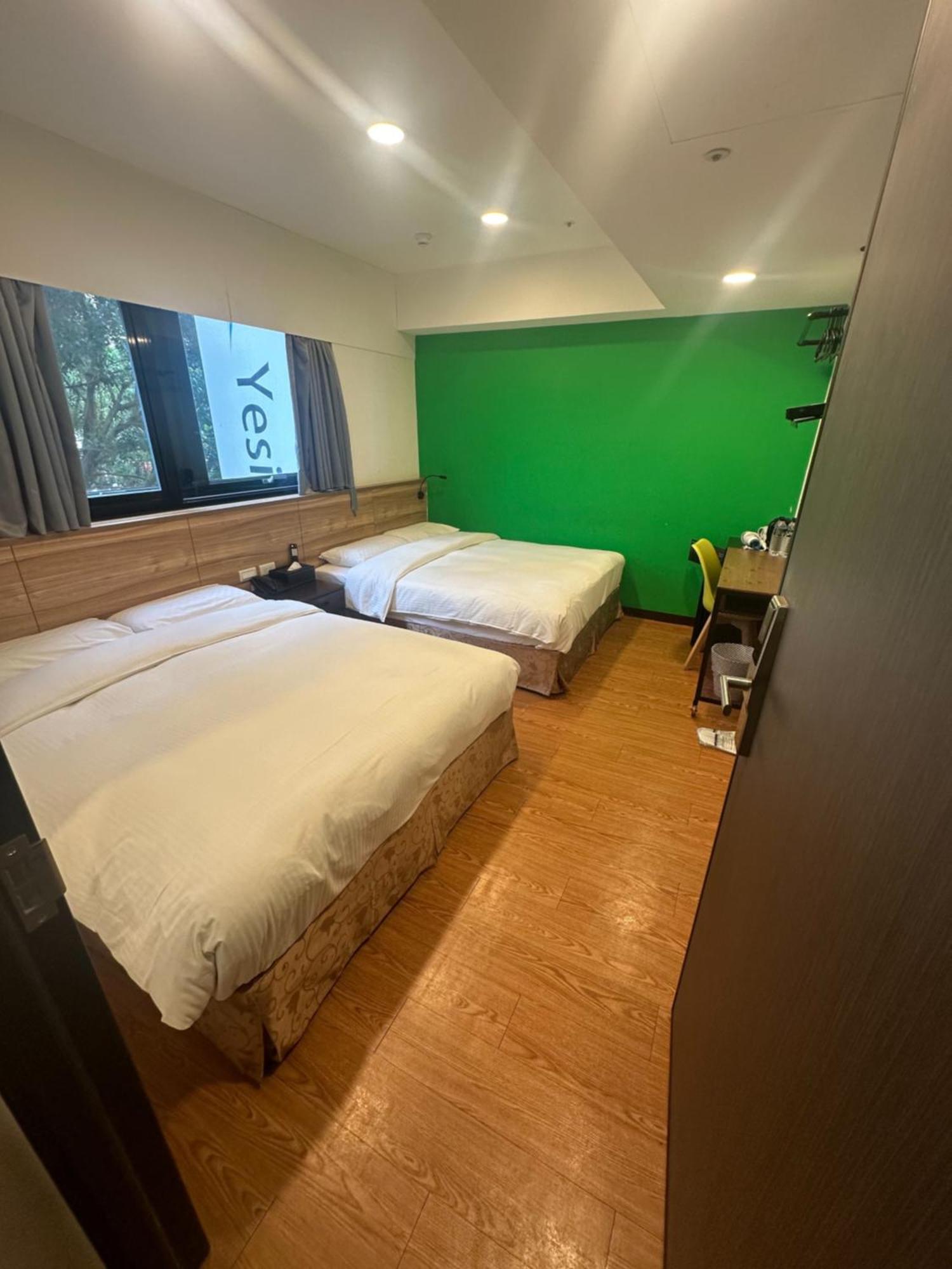 Yesing Hotel Taipei Bagian luar foto